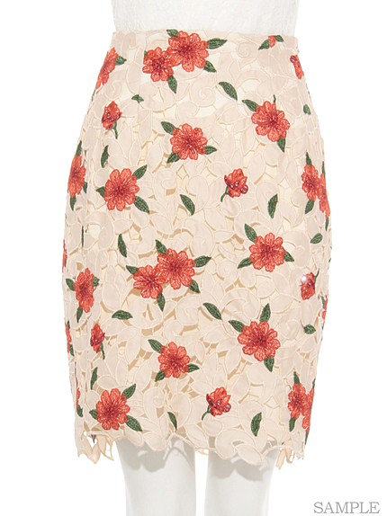 サテンレースタイトスカート