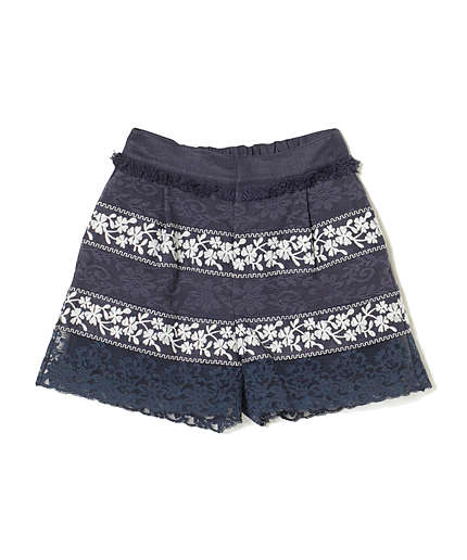 レース刺繍ショートパンツ