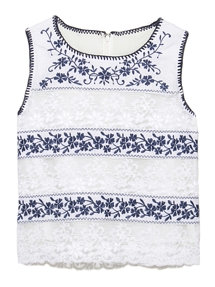 レース刺繍トップス