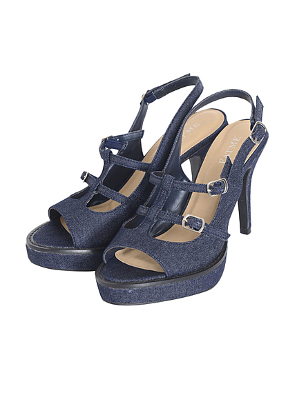 スピンドルサンダル