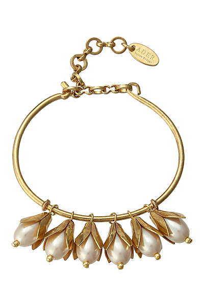 LILY OF VALLEYバングル