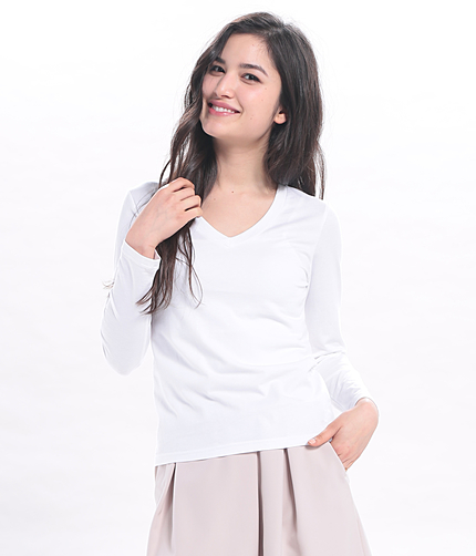 シルケット調Vネックプルオーバー