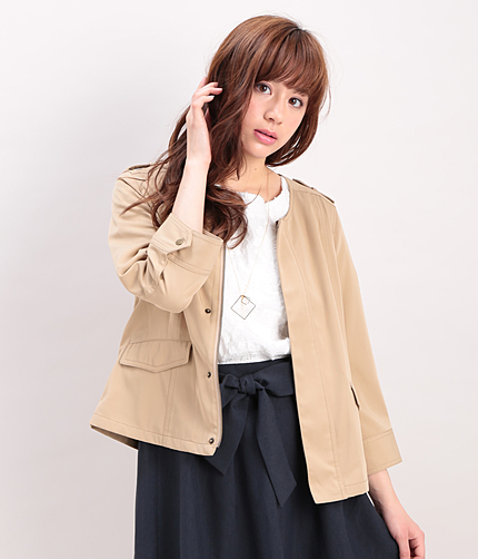 ノーカラーミリタリージャケット