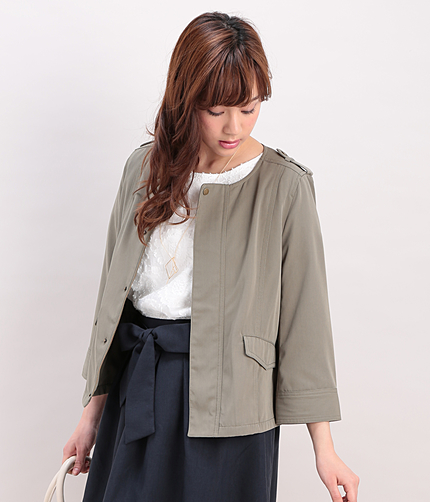 ノーカラーミリタリージャケット