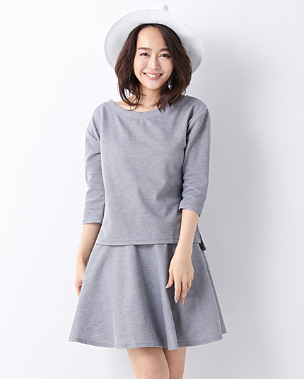 フレアスカートオフショルTOPS7分／SET UP