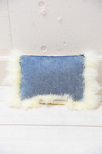 デニムフェザークラッチ