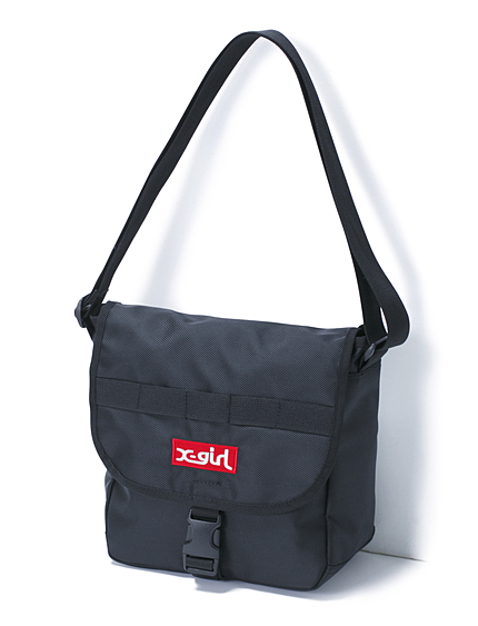 ACTIVE SHOULDER BAG