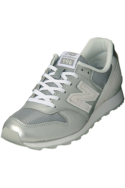 WR996スニーカー