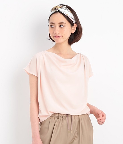 異素材切り替えドレーププルオーバー