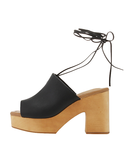 【Casual】Woodヒールオープントゥサンダル