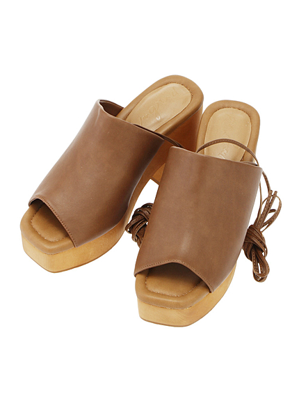 【Casual】Woodヒールオープントゥサンダル