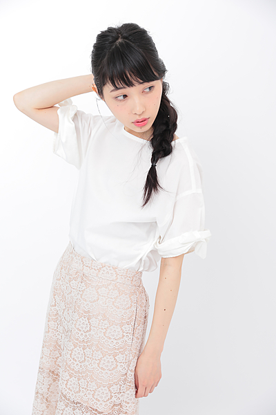 CAROLINA GLASER / 袖リボントップス