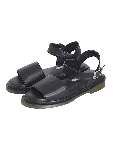 シンプルベルトサンダル