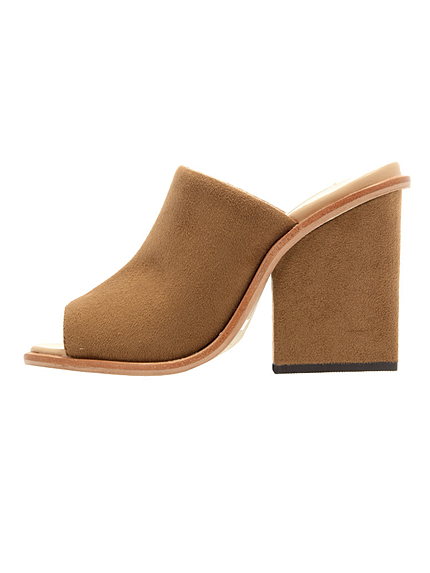 トライアングルヒールclogサンダル