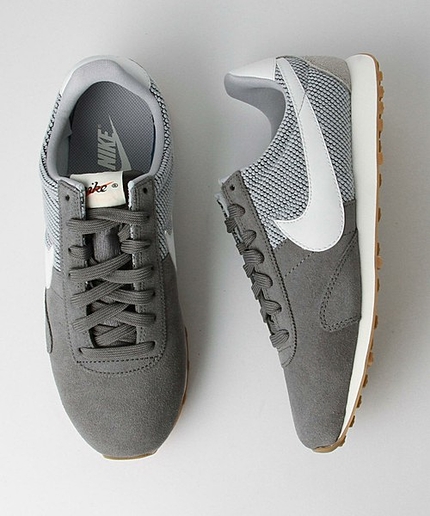 ＜NIKE＞ プリモントリオール レーサー VNTG