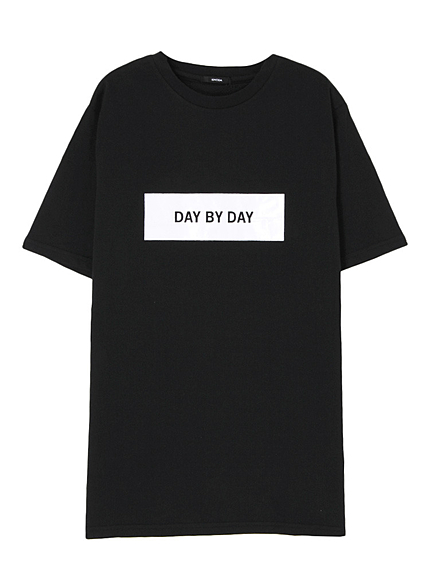 BOX BIG UN Tシャツ