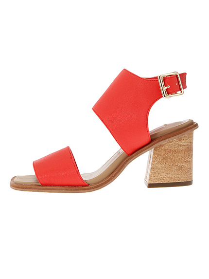 スクエアトウサンダル