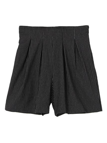 W TUCKショートパンツ
