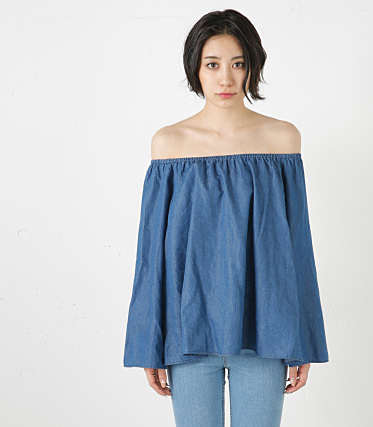 OFF SHOULDER DENIM LIKE TOPS／F