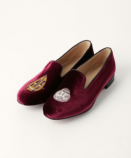 ◇UGMM ベルベット エンブレム スリッポン