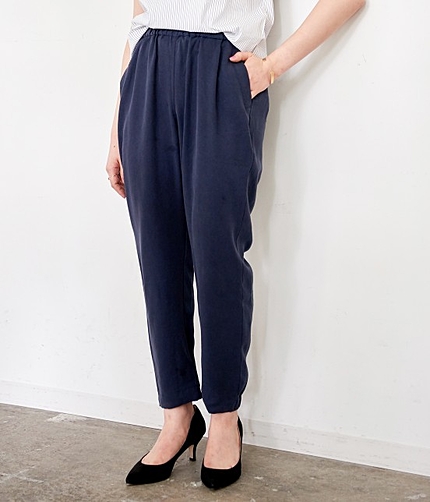 リラックスパンツ