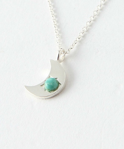 BY Chibi Jewels ムーンモチーフネックレス