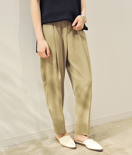 サマータックコクーンパンツ