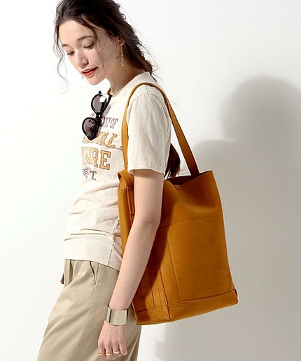 ＜ithelicy（イザリシー）＞ VITTO ショルダーバッグ