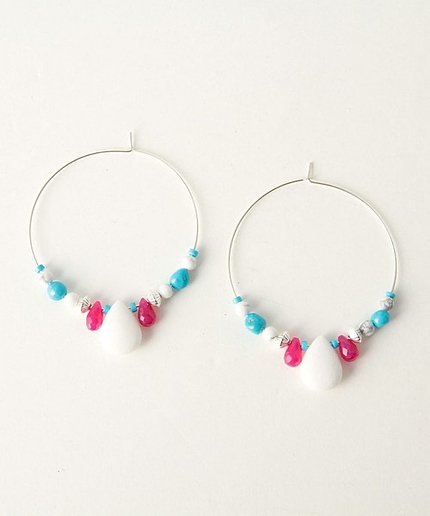 BY MARJORAM フープピアス