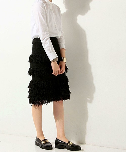 ＜beautiful people（ビューティフルピープル)＞フリンジ タイトスカート