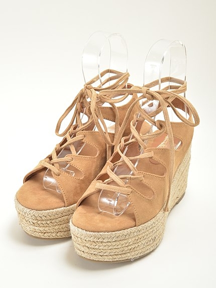 レースアップシューズ