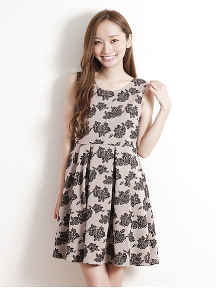 ・フラワージャガードワンピース