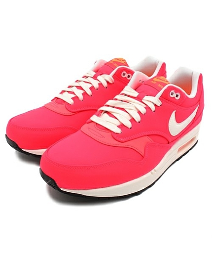 ナイキ ティエンポ トレーナー NIKE NSW TIEMPO TRAINER 644843-740