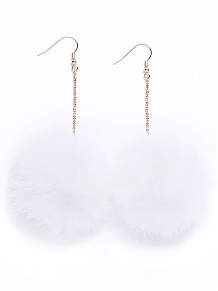 【CECIL BOOK掲載】シンプルファーピアス