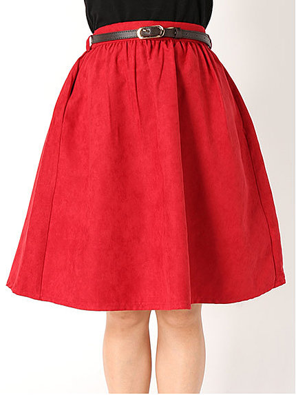 細ベルト付きカラーフレアスカート