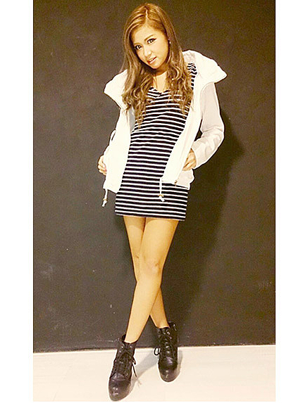 フード入りスタンドカラージャケット