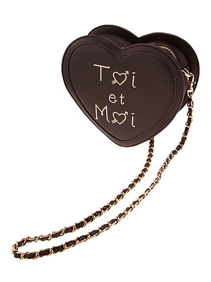 14.ＡＷ　刺繍ハートポシェット