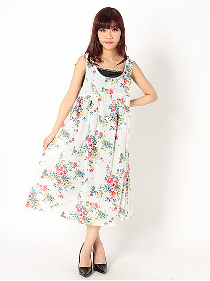 インナー付き花柄ワンピース