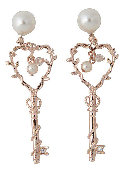 14.AW ハート鍵モチーフパールキャッチピアス