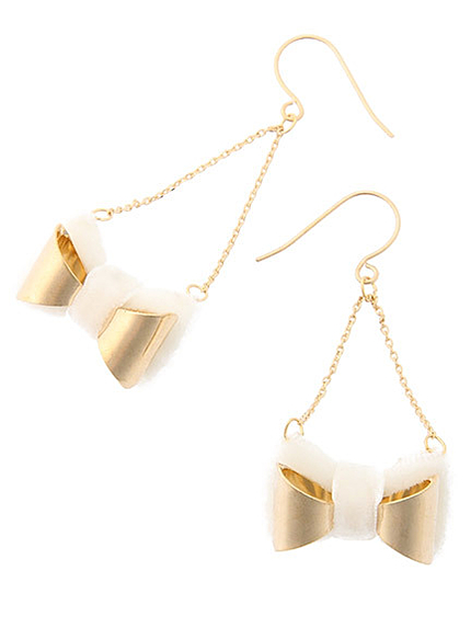 コンビリボンフックピアス