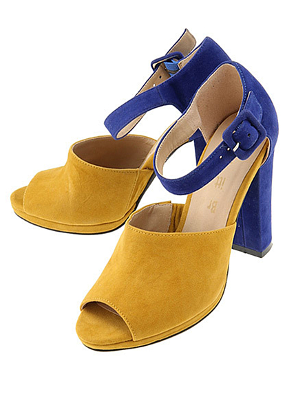 Brittany'sオープントゥサンダル