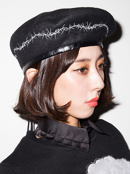 PAMEO POSEBERET OF THORNS