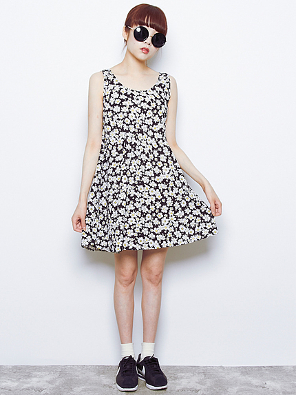 elianegigi【L】Aラインスウィングワンピース