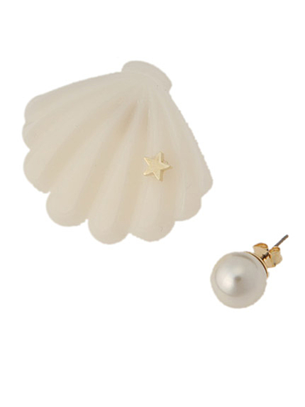 jouetieアクリルシェルピアス