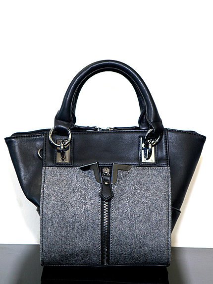 BORNYDannielle Nicole【送料無料】MINI CROSSBODY/WEBストア限定アイテム