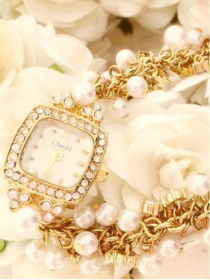 Chedel【DATE】パールベルト時計