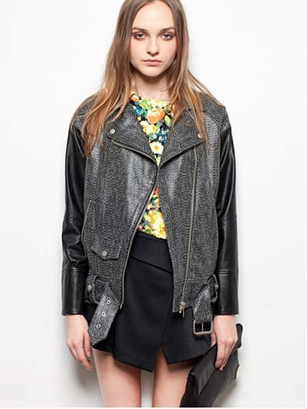 The Dayz tokyoラップ風ショートパンツ