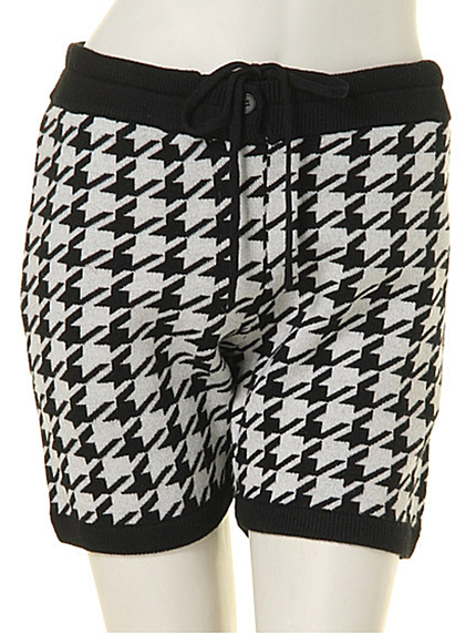 valveat 813.1 PHILLIP LIMショートパンツ