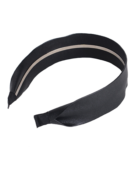 EMODAマットレザーカチューシャ