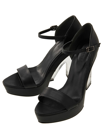 EMODAストラップクリアヒールサンダル